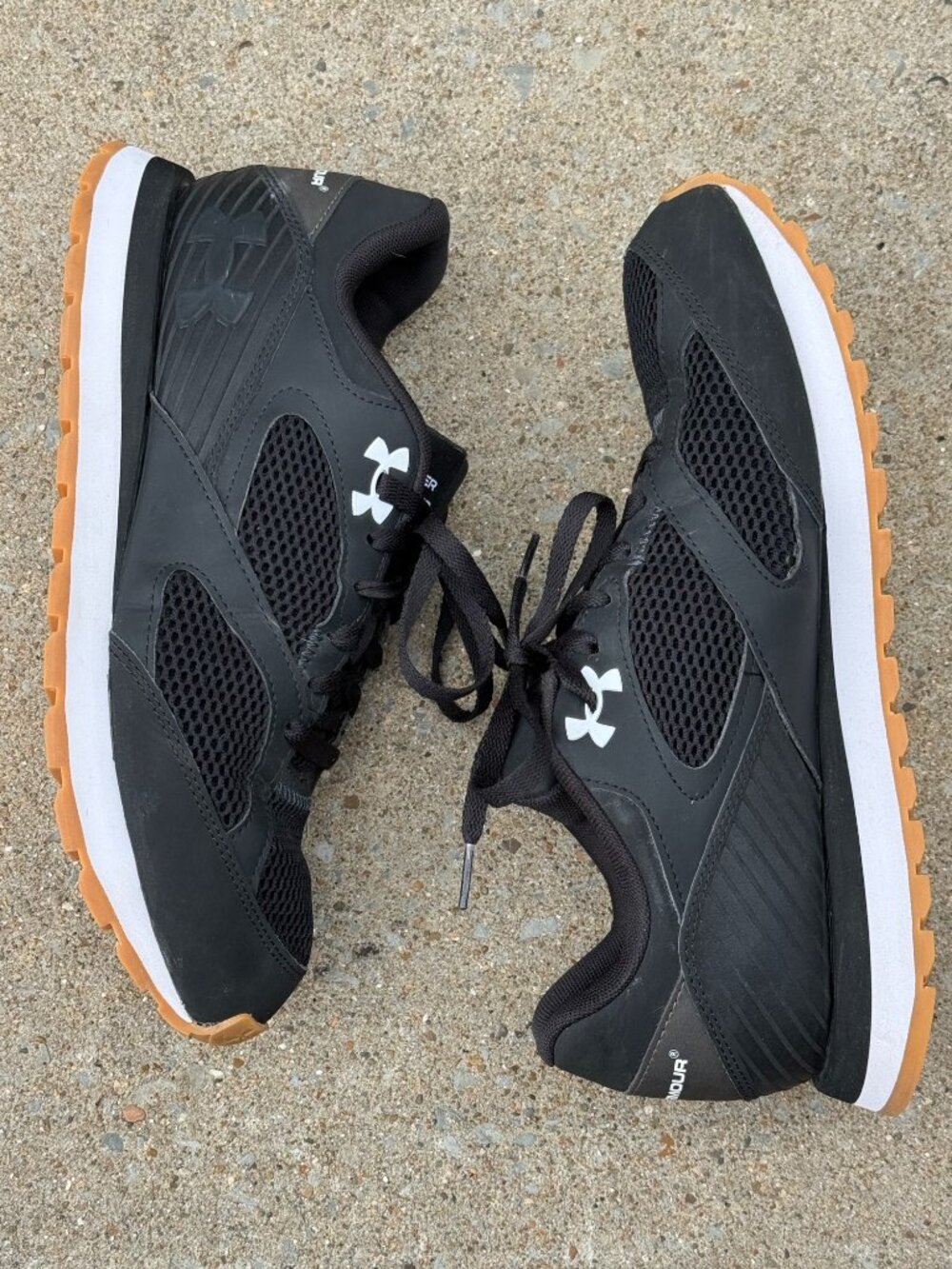 Under Armour UA Jogger Mens 11.5 Black Gum Sneakers Y2K Retro Runner Street 4385